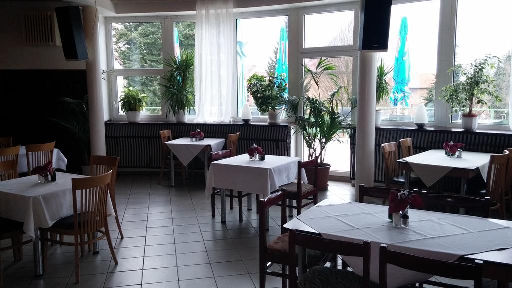 Hotel Rozvoj Klatovy Exteriör bild